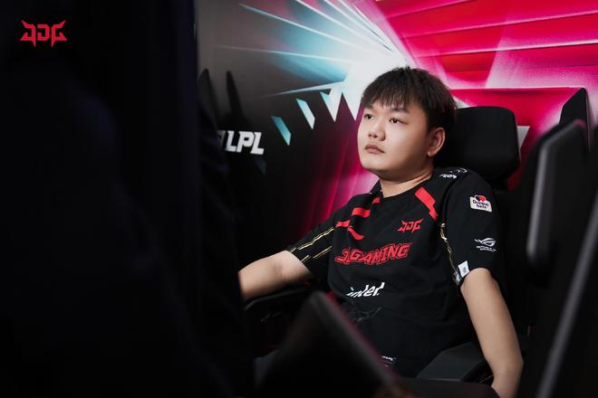 都展现了极 都展现了极