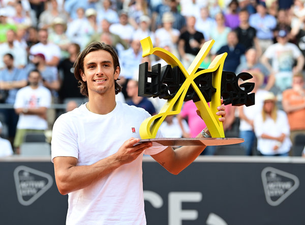 他在赛后表 他在赛后表